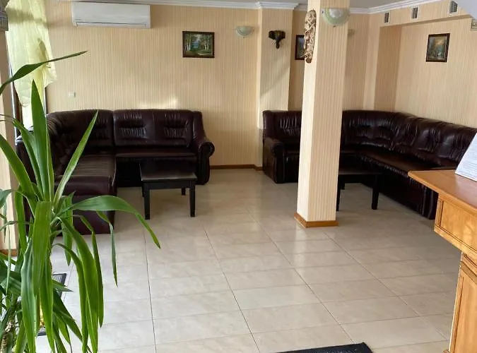 еника וארנה